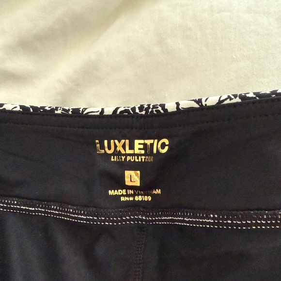 Lilly Pulitzer Luxletic Gardenia Skort - Picture 8 of 10